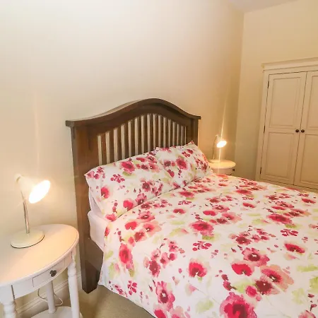 Apartment 16 *